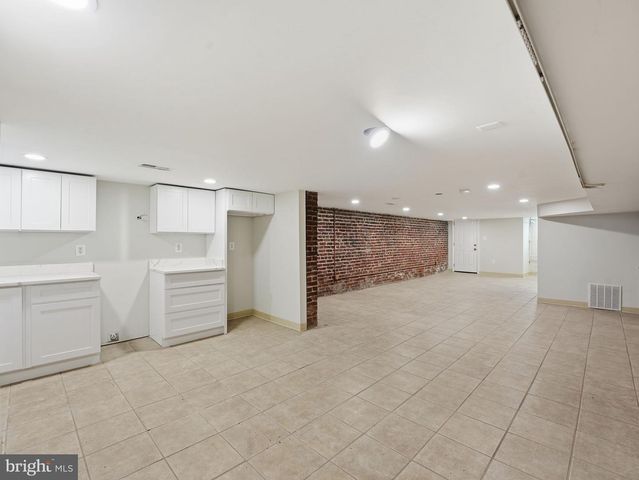 1934 1ST ST NW, Washington, DC 20001