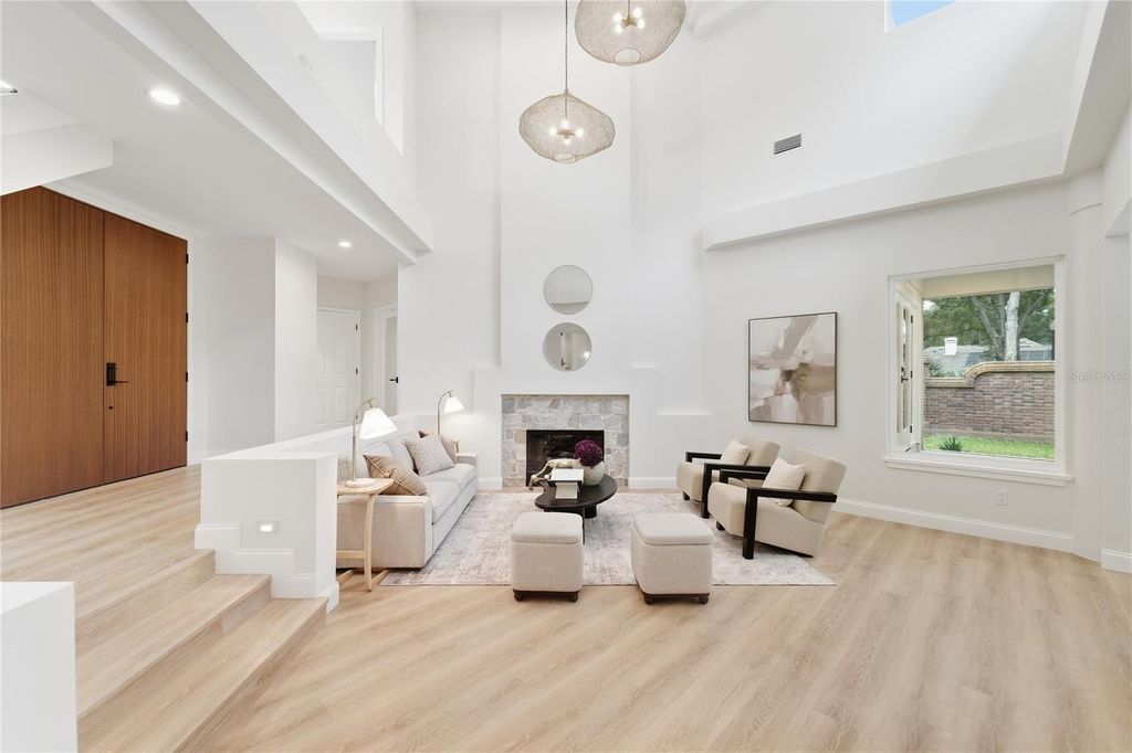 Image 18 of property listing at 336 ASHFORD COURT, Lake Mary, FL 32746