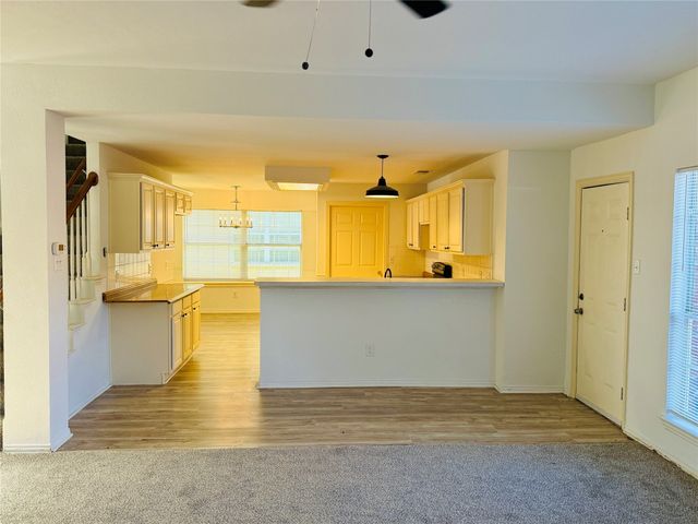 830 San Jacinto Drive, Grand Prairie, TX 75052