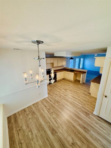 830 San Jacinto Drive, Grand Prairie, TX 75052