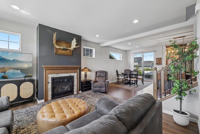 521 Patrick Avenue, Waunakee, WI 53597