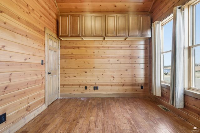 2545 Vinson Drive, Manhattan, KS 66502