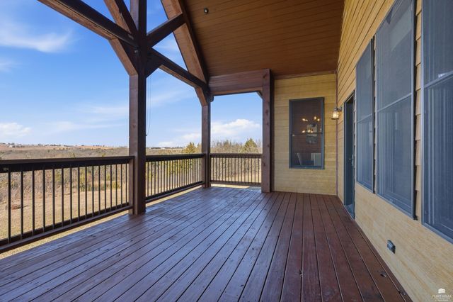 2545 Vinson Drive, Manhattan, KS 66502