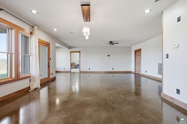 2545 Vinson Drive, Manhattan, KS 66502