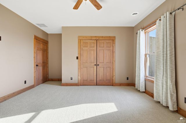 2545 Vinson Drive, Manhattan, KS 66502