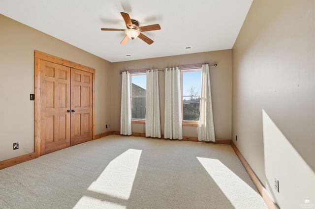 2545 Vinson Drive, Manhattan, KS 66502