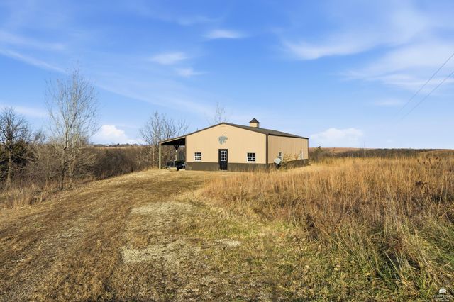 2545 Vinson Drive, Manhattan, KS 66502