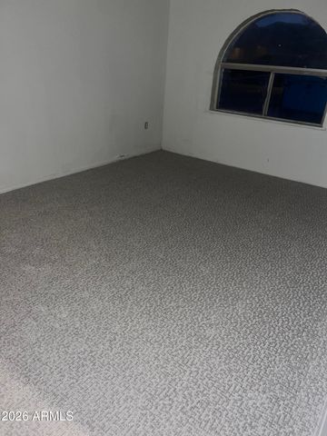 18 E VALENCIA Drive, Phoenix, AZ 85042