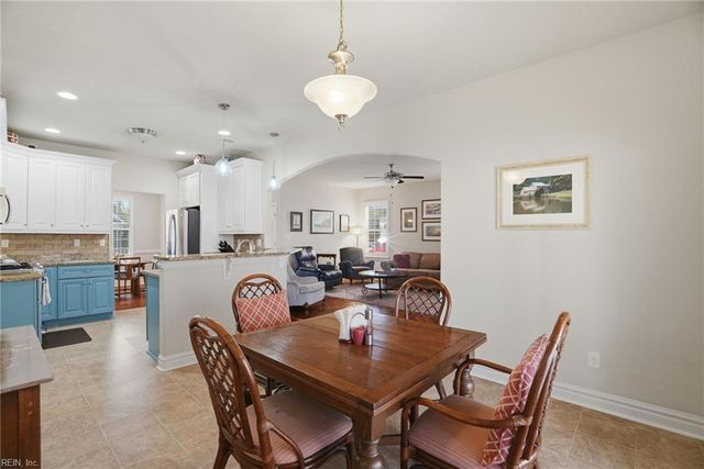 1208 Cowpens CT, Chesapeake, VA 23320