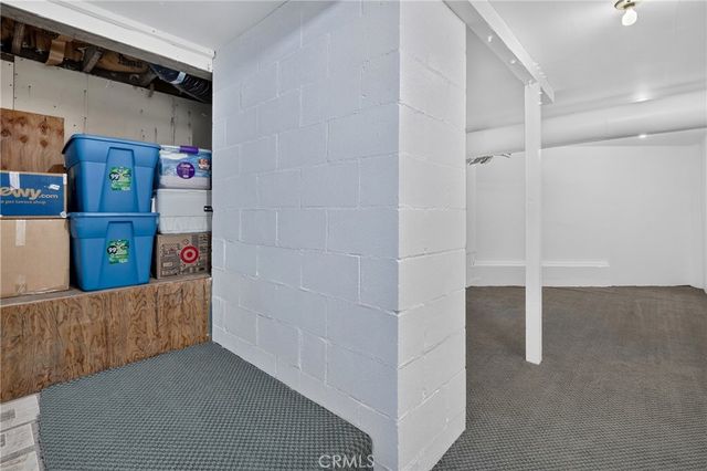 594 W Victoria Court, Lake Arrowhead, CA 92352