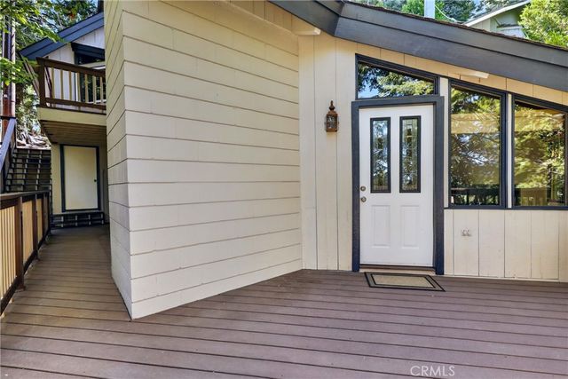 594 W Victoria Court, Lake Arrowhead, CA 92352