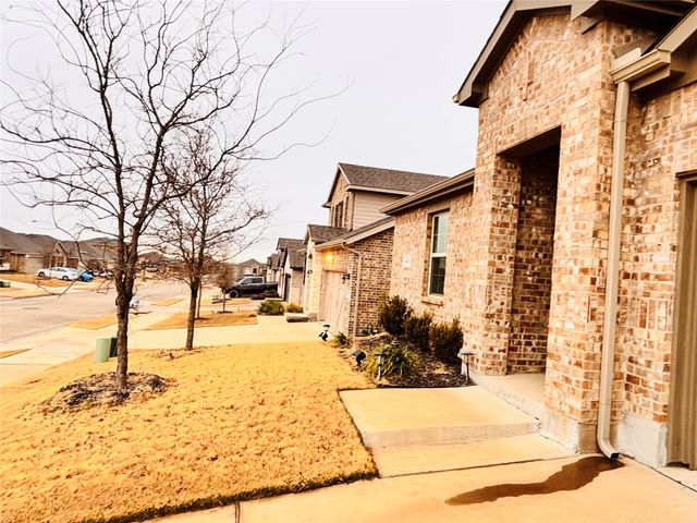 1304 Johnson Drive, Celina, TX 75009