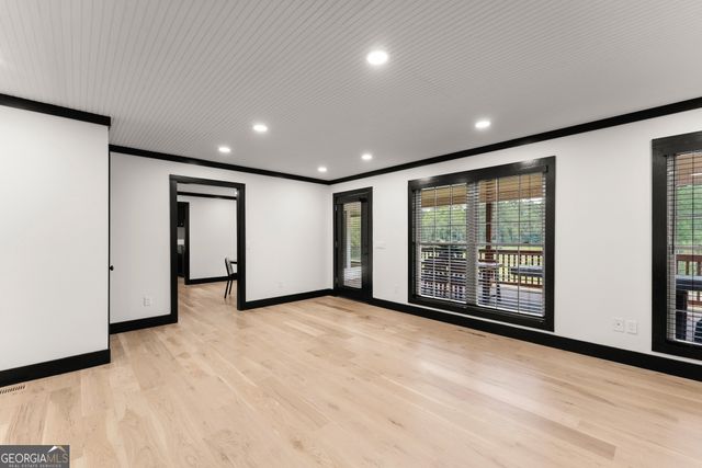 6147 Dahlonega Highway, Clermont, GA 30527