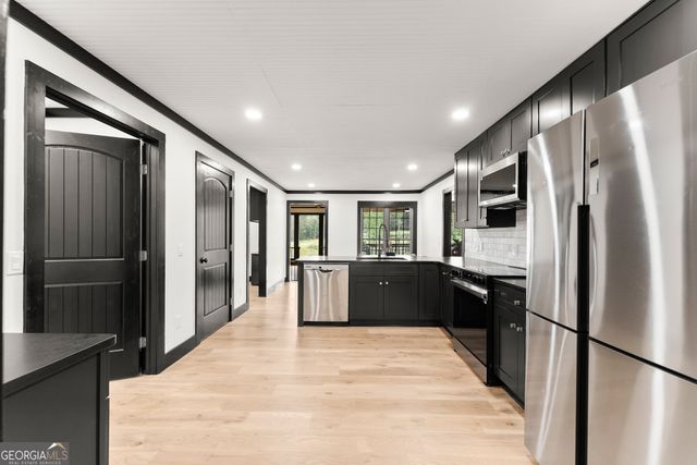 6147 Dahlonega Highway, Clermont, GA 30527