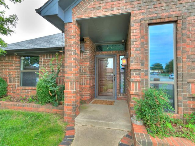 116 E Parkland Drive, Yukon, OK 73099