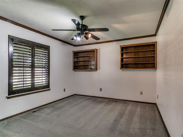 116 E Parkland Drive, Yukon, OK 73099