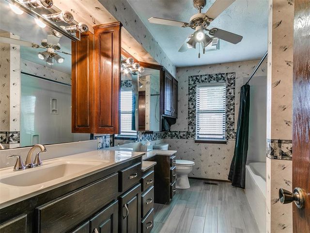 116 E Parkland Drive, Yukon, OK 73099