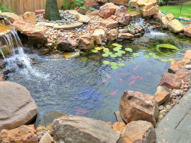 116 E Parkland Drive, Yukon, OK 73099