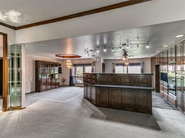 116 E Parkland Drive, Yukon, OK 73099