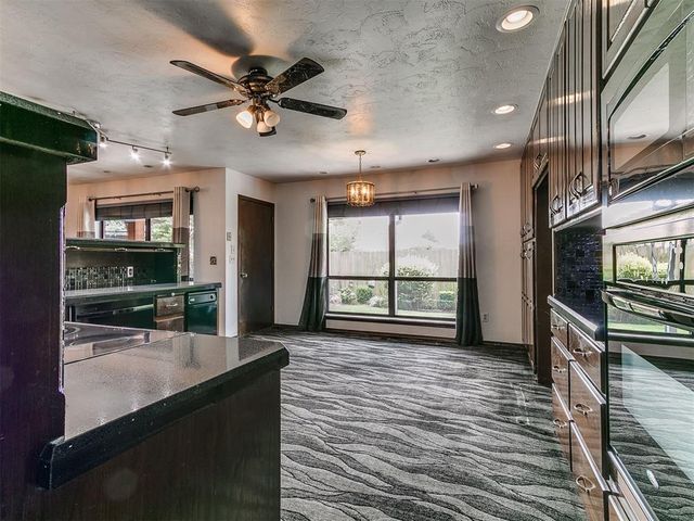 116 E Parkland Drive, Yukon, OK 73099