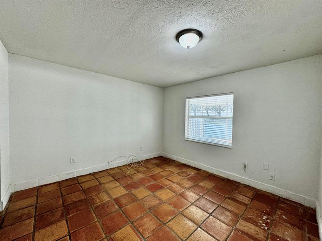 4952 Pimlico Court, West Palm Beach, FL 33415