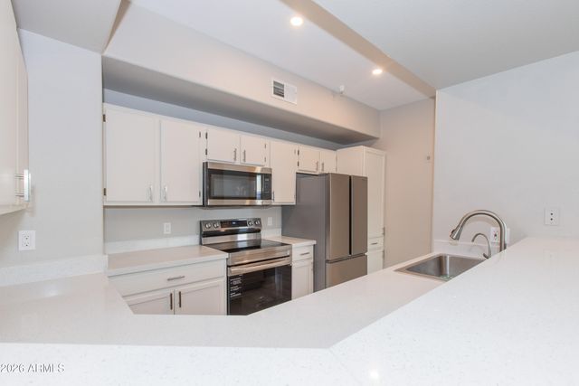 3236 E CHANDLER Boulevard 3031, Phoenix, AZ 85048