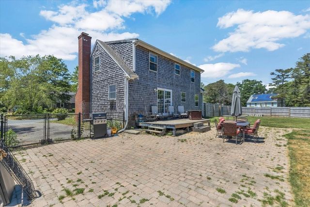 1 Jody Ln, Sandwich, MA 02644