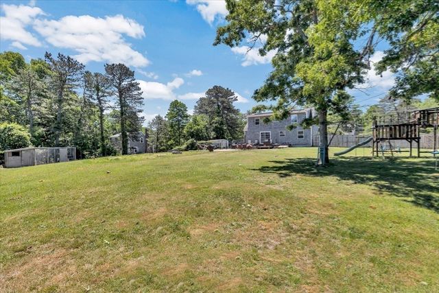 1 Jody Ln, Sandwich, MA 02644