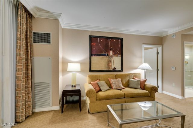 145 East HARMON Avenue 2521, Las Vegas, NV 89109