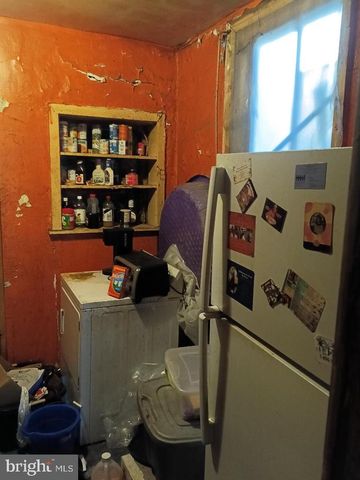 1041 W MONMOUTH ST, Philadelphia, PA 19133