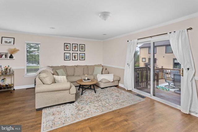 24 KELLY CT, Hamilton, NJ 08690