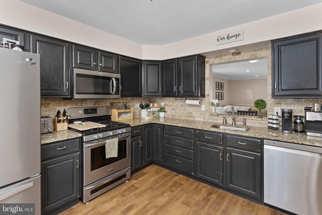 24 KELLY CT, Hamilton, NJ 08690