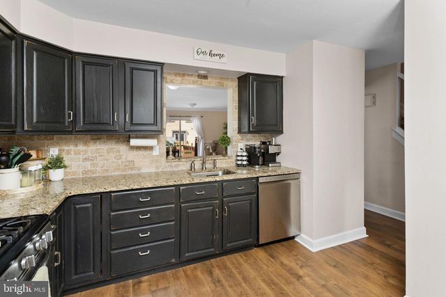 24 KELLY CT, Hamilton, NJ 08690