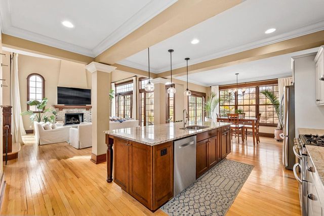 S67W17672 Copper Oaks COURT, Muskego, WI 53150