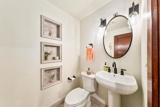 S67W17672 Copper Oaks COURT, Muskego, WI 53150