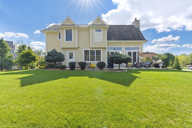 S67W17672 Copper Oaks COURT, Muskego, WI 53150