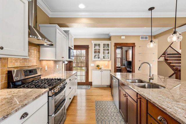 S67W17672 Copper Oaks COURT, Muskego, WI 53150