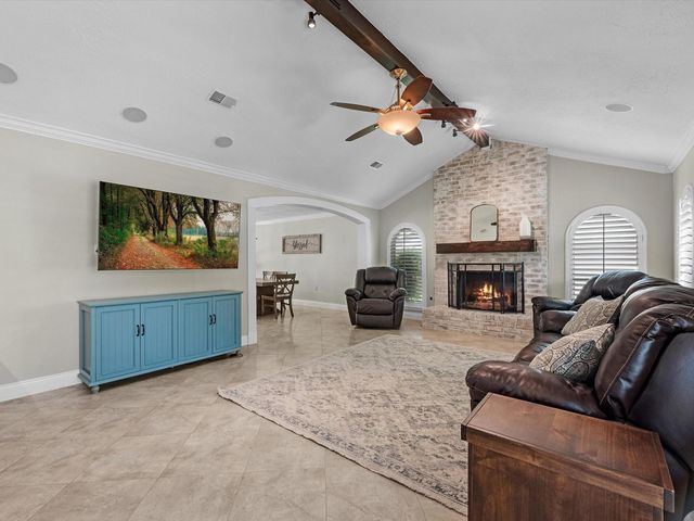 505 Pilgrim Lane, Friendswood, TX 77546