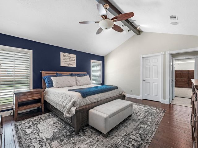 505 Pilgrim Lane, Friendswood, TX 77546