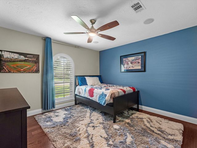 505 Pilgrim Lane, Friendswood, TX 77546