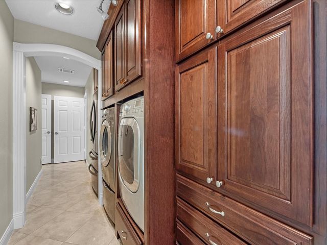 505 Pilgrim Lane, Friendswood, TX 77546