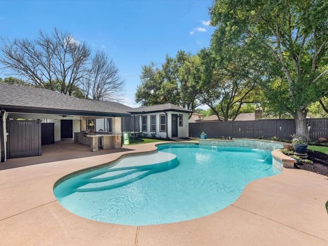 505 Pilgrim Lane, Friendswood, TX 77546