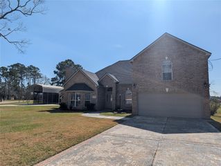 1915 Running Bear Trail, Crosby, TX 77532