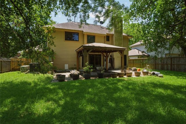 2823 Cocona Lane, Houston, TX 77073