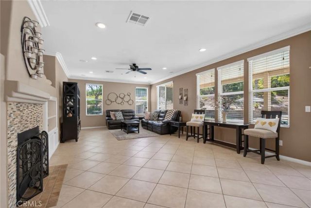 1268 Las Ventanas, Riverside, CA 92508