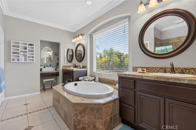 1268 Las Ventanas, Riverside, CA 92508