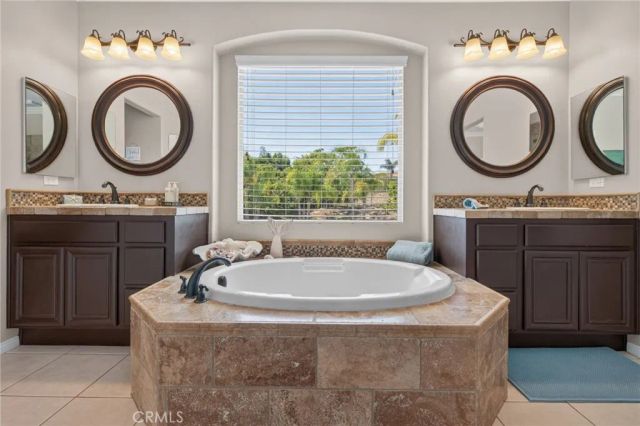 1268 Las Ventanas, Riverside, CA 92508