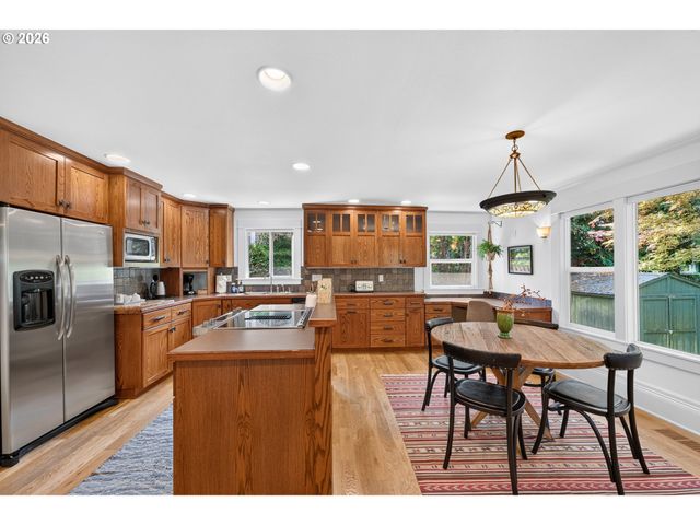 520 Se 1ST St, Mc Minnville, OR 97128