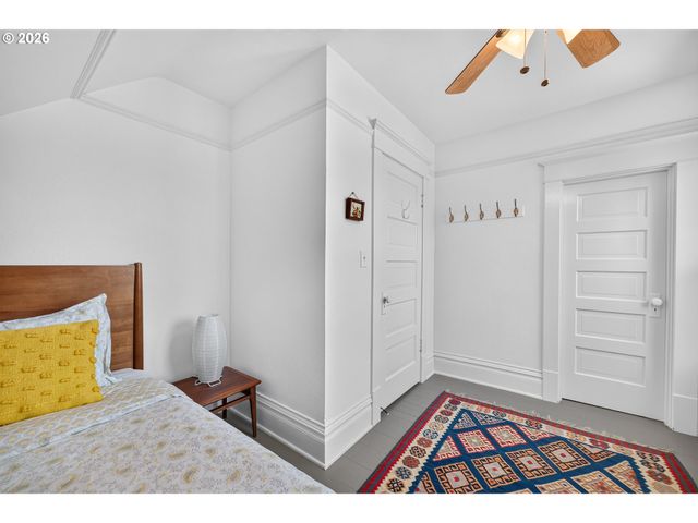 520 Se 1ST St, Mc Minnville, OR 97128