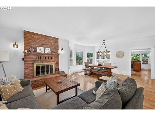 520 Se 1ST St, Mc Minnville, OR 97128